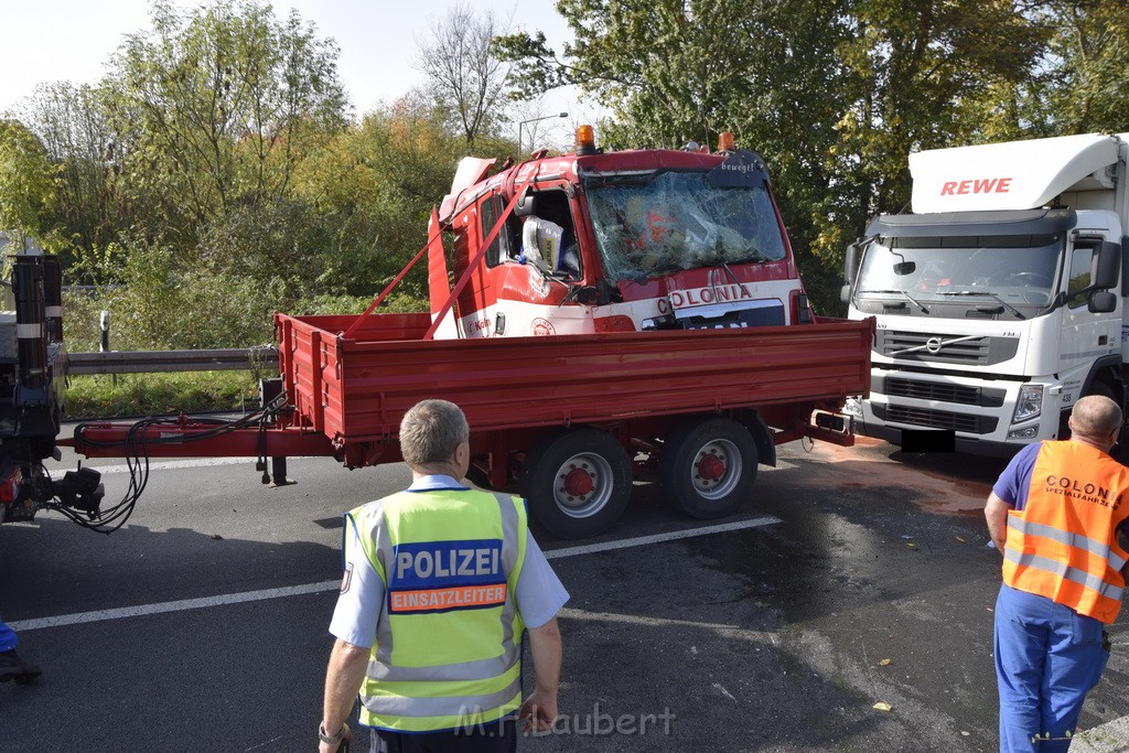 Schwerer VU PKlemm A 57 Rich Innenstadt Hoehe Koeln Chorweiler P212.JPG - Miklos Laubert